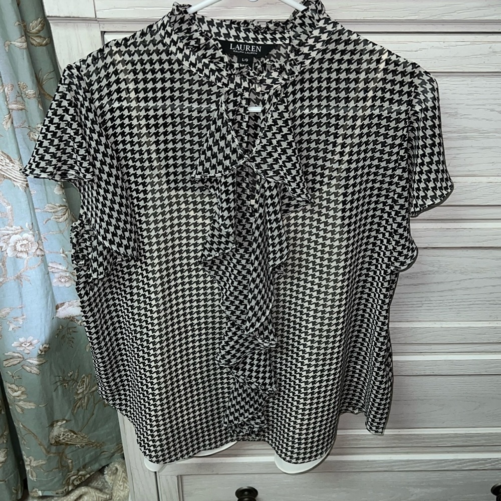 Ralph Lauren ruffled black/white top, attached cami, size L, never worn
